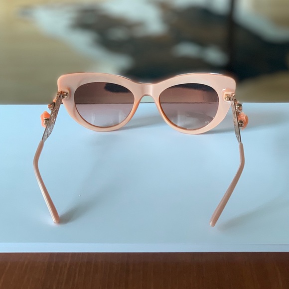 Dolce & Gabbana 4302B sunglasses - Picture 3 of 8